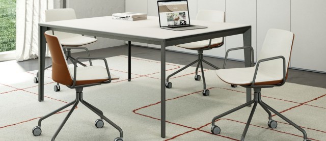 X5 Meeting Table
